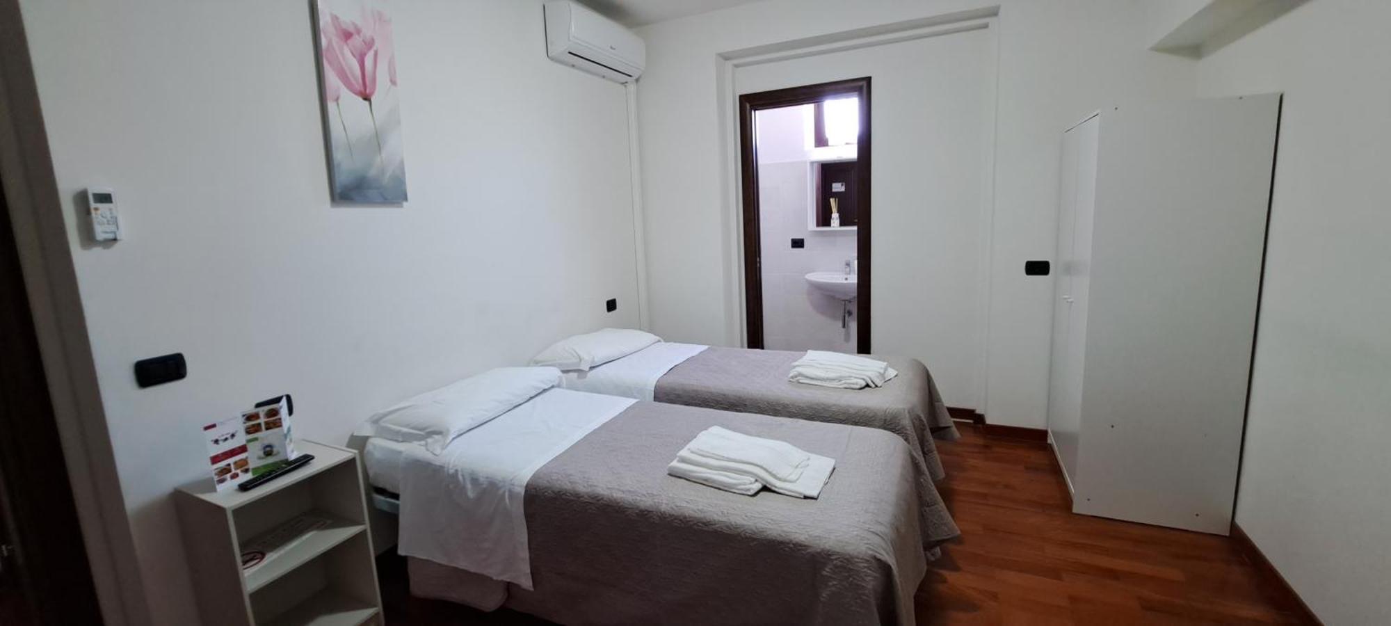 B & B Le Tre Rose Tollo Exterior photo